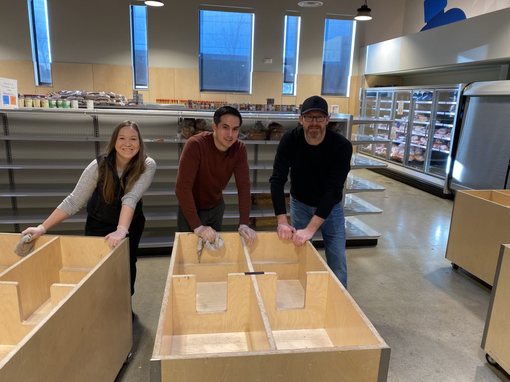 Spectrum employees volunteering at Ballard Food Bank